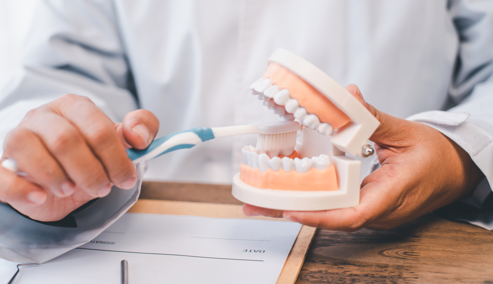 pictures of dentures that look real